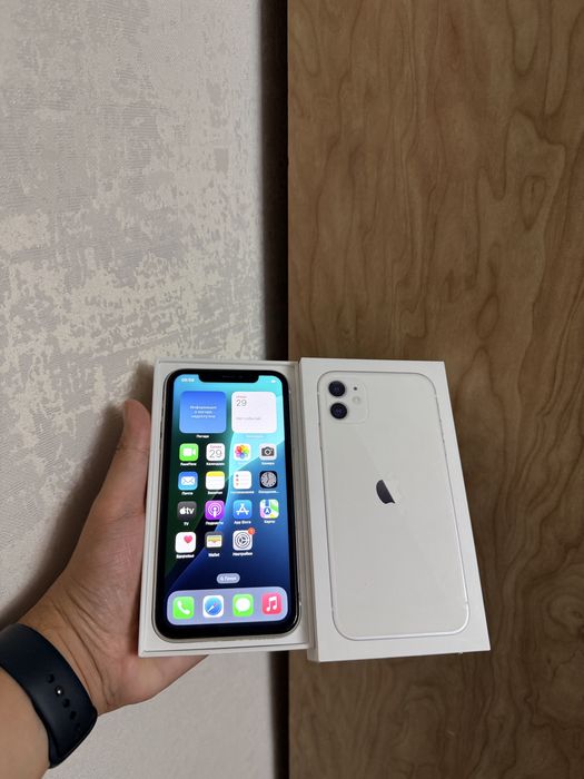 iPhone 11/128Gb - В идеальном состоянии