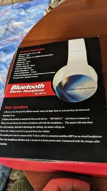 Продам новые bluetooth наушники