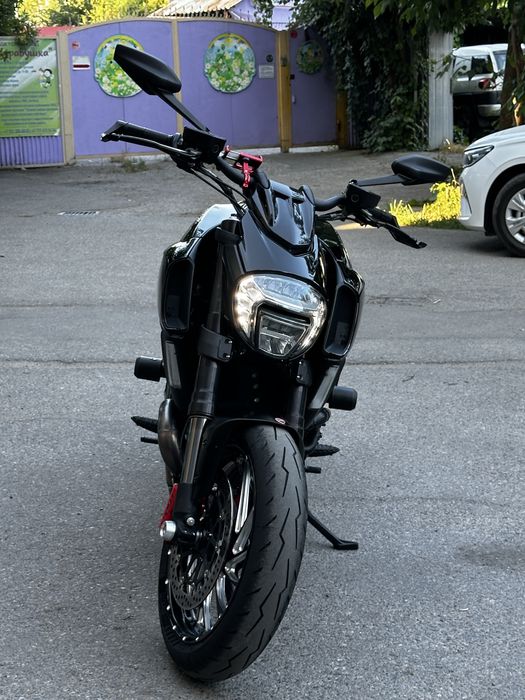 Ducati Diavel 2015
