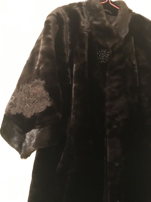 Женская шуба