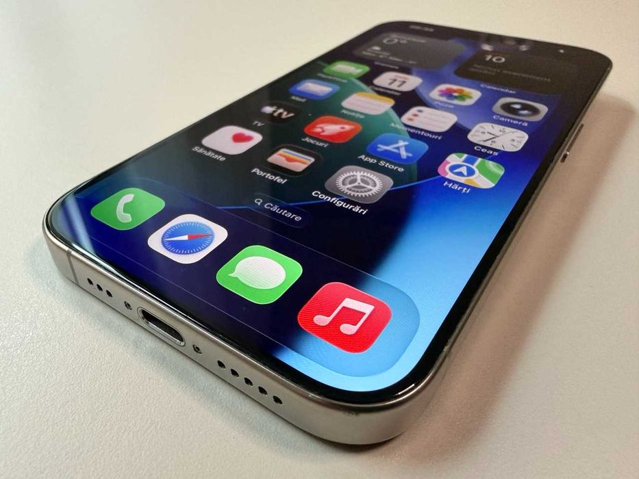  Apple / iPhone 15 Pro 128 Gb / Natural Titanium