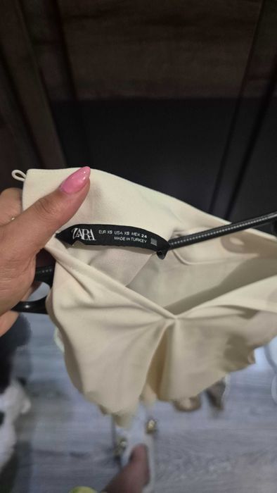 Кремав Топ Zara