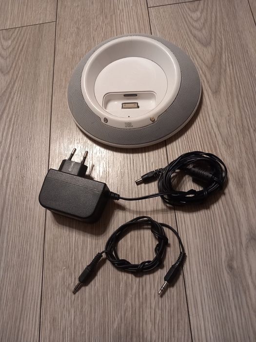 Vand Boxa/Dock Jbl On Stage III p