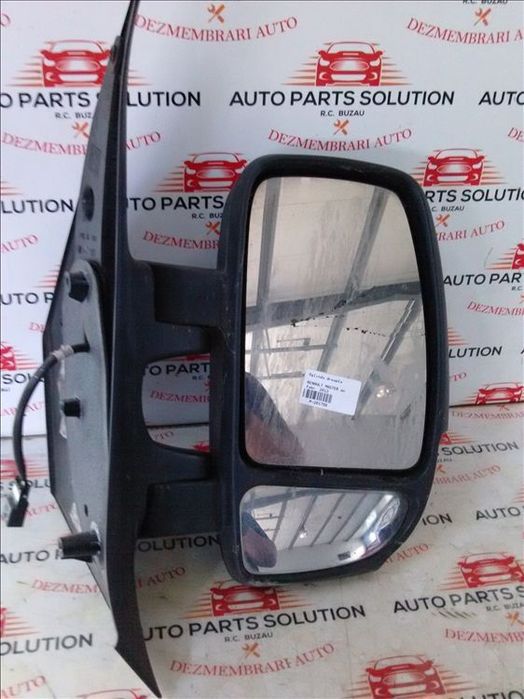 oglinda dreapta renault master an fabr. 2013