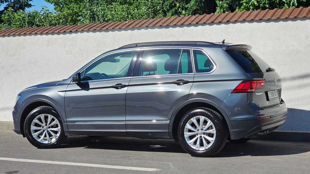 VW Tiguan 2020 Highline 2.0TDI 150cp DSG / Faruri FULL LED Virtual Distronic LINE / TOP