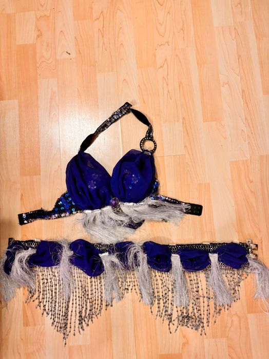 Vând 2 costume de Bellydance impreuna, sau separat