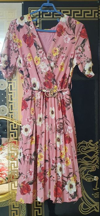 Treining și rochițe