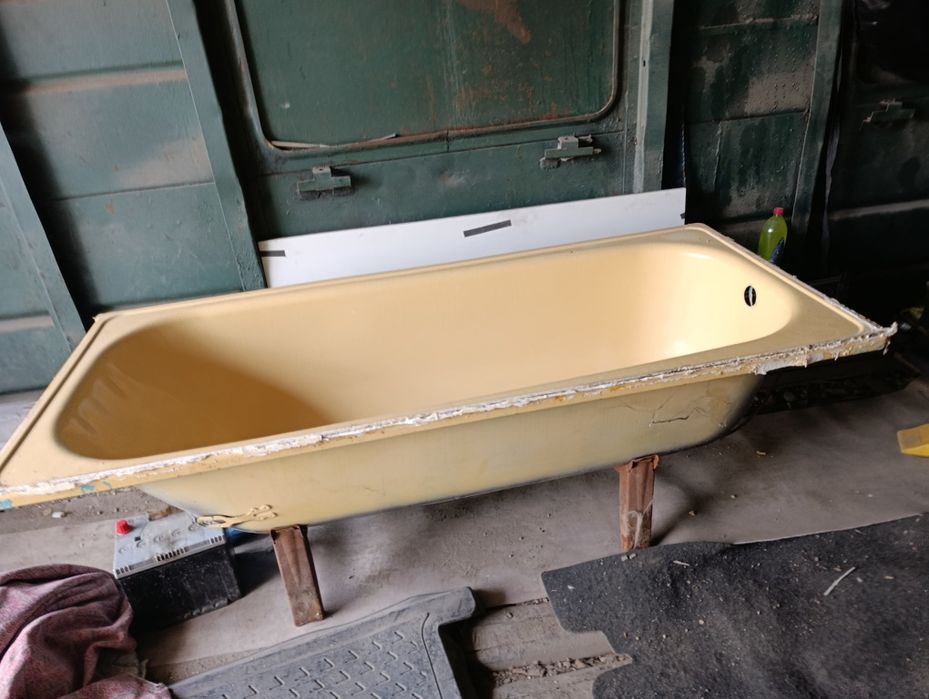 Продам металлическую ванну