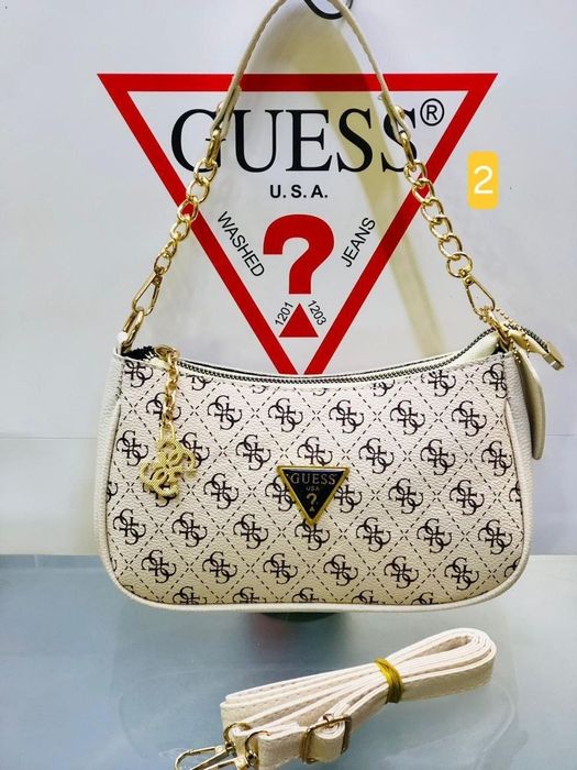 Gentute dama superbe