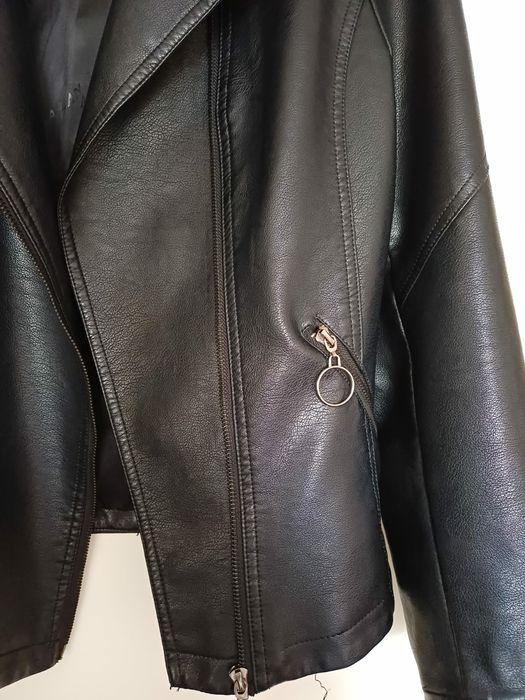 Продам кожанную куртку