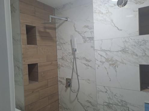 Дава се под наем Тристаен апартамент в София, Младост 2 - 112 кв.м за 1250 € - Снимка #7