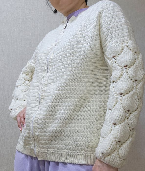 Продам кофту ручной вязки