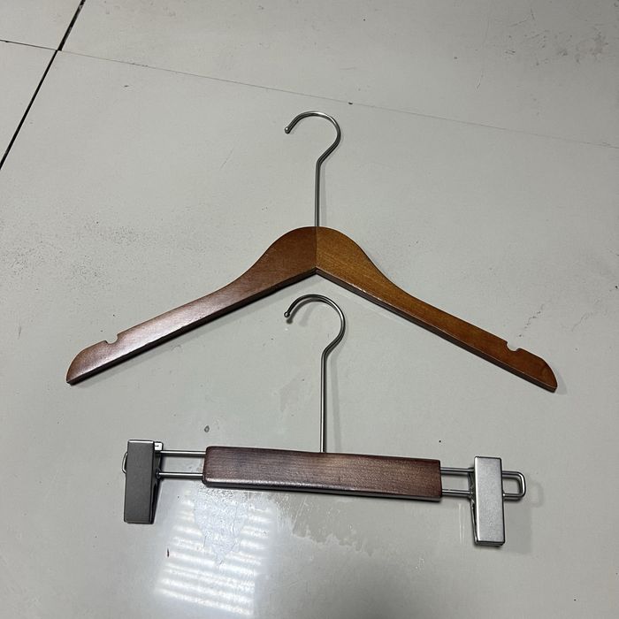 Вешалка для магазина