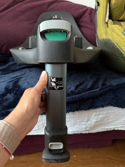 Столче за кола Cybex Sirona Z I-size plus + въртяща се isofix база