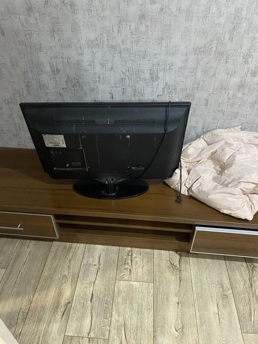 Продам телефизор самсунг