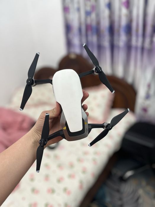 Дрон Dji mavic air
