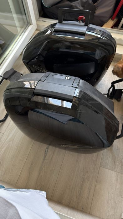 Side case vfr 800 / bagaje laterale honda vfr 800 vtec
