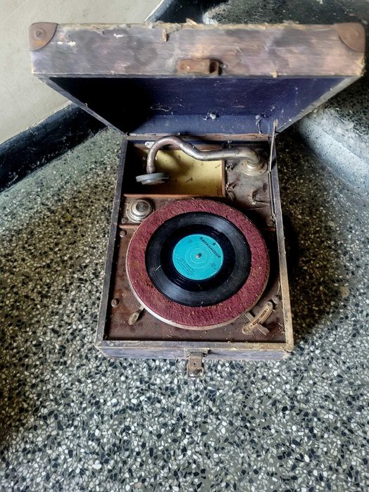 Стари вещи антики.