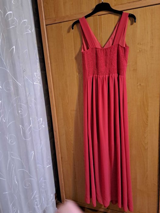 Вечернее длинное платье