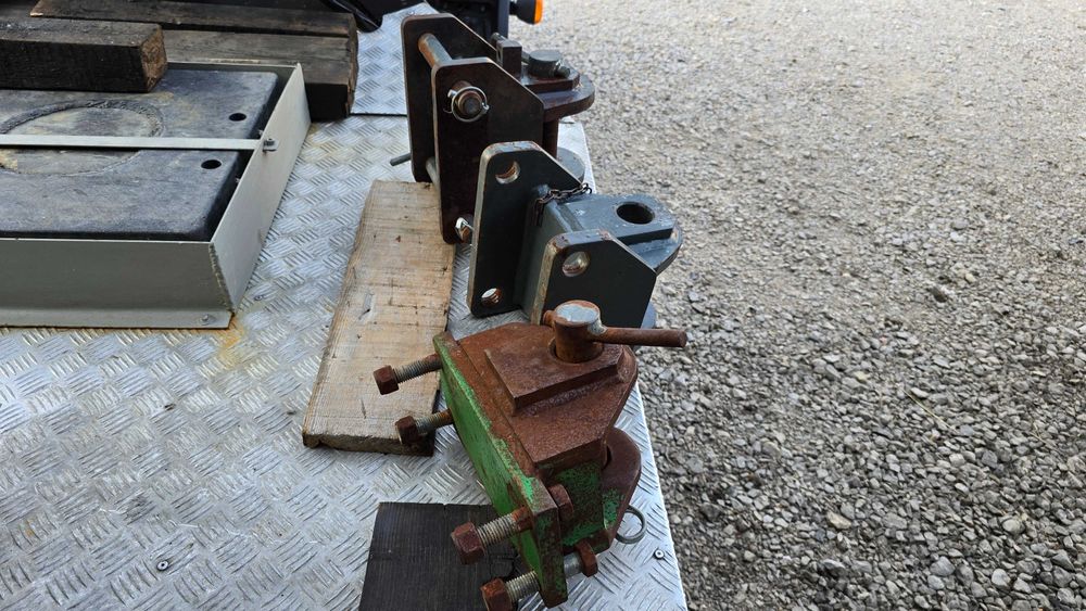 Тегличи за трактори нов внос от Италия