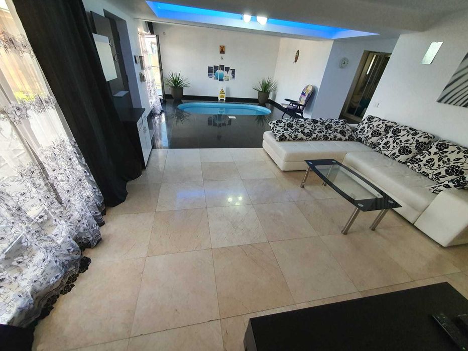 Vila Petreceri / Petrecere ~ Majorate ~ Onomastica ~ Evenimente