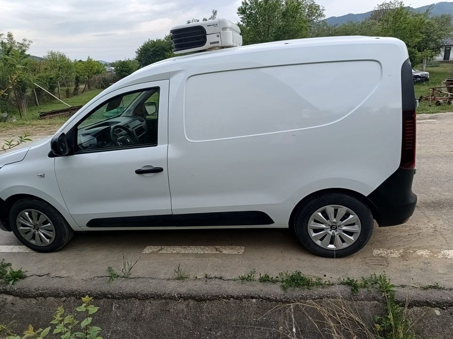 RENAULT Express 2023 — imagine 3