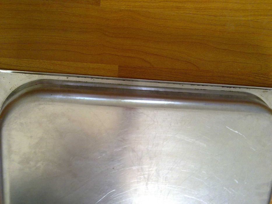 Tava de inox cu capac