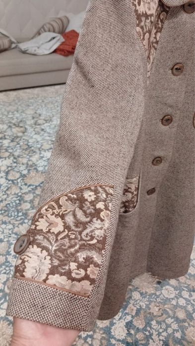 Отличное пальто! Всего 2000 тенге