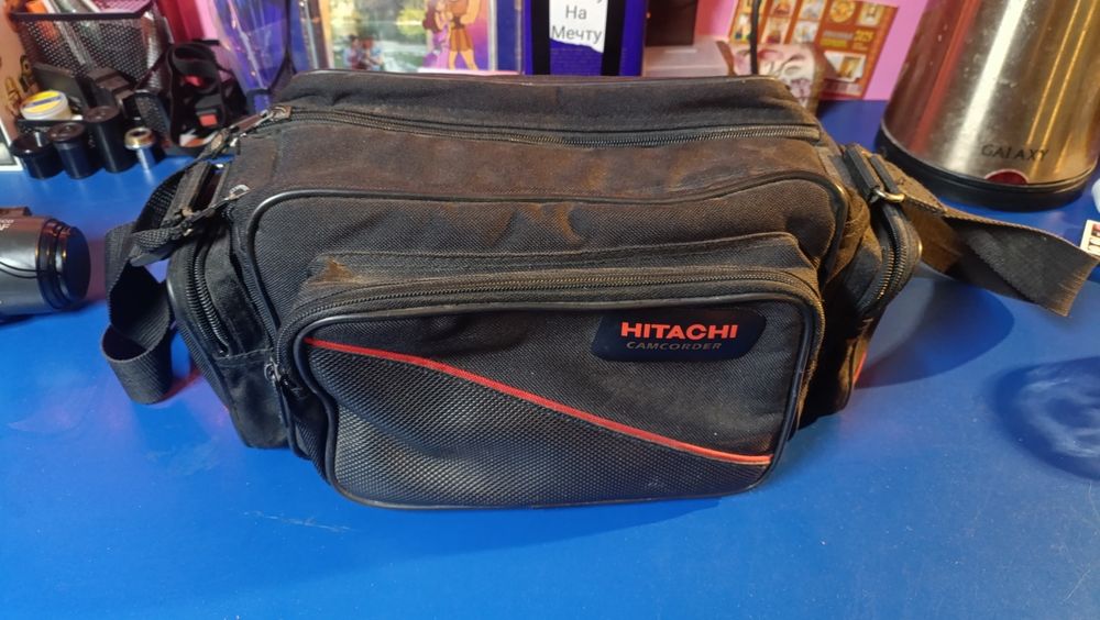 Ретро камера SONY CCD-FX270E