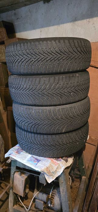 4 зимни гуми Sailun 215x65x16