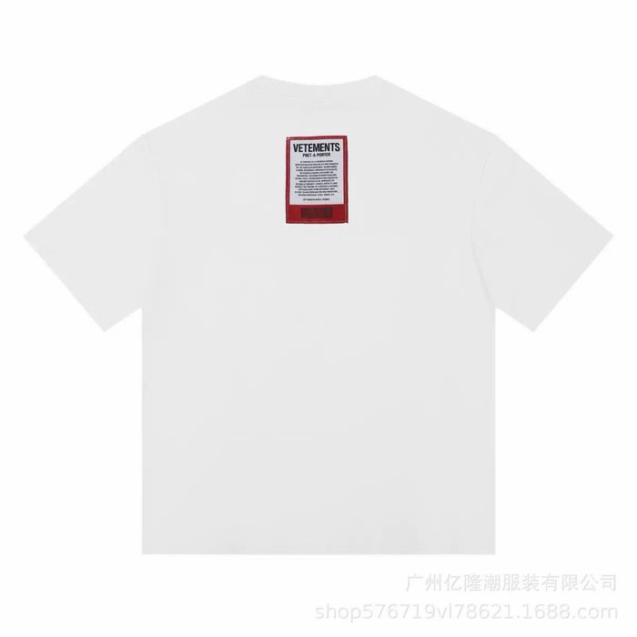 Футболки Vetements