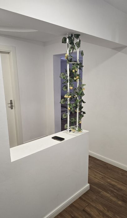 inchiriez apartament 4 camere