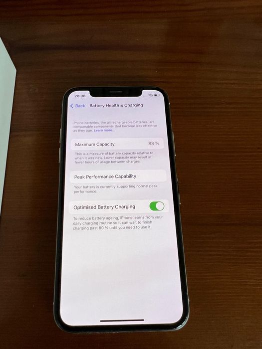 iPhone X в идеальном состоянии ПРОДАЖА!