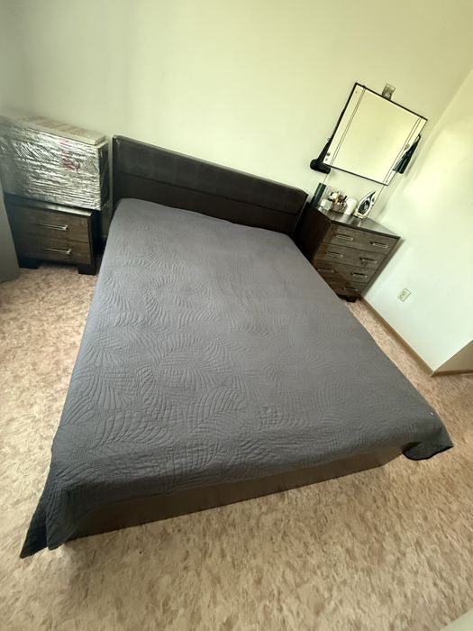 Продам кровать 160×220 + тумбы + комод