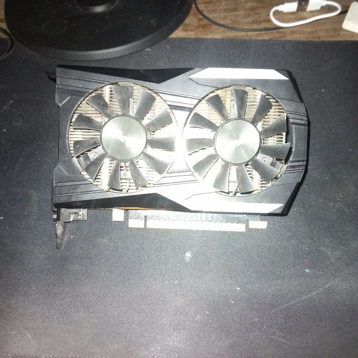 Видео Карта за Игри и Монтаж Gtx 1050 ti OC ЗАИНТЕРЕСОВАНИТЕ ДА ПИШАТ