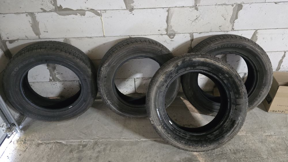 Колёса Roadx 275/60 R20 115S.