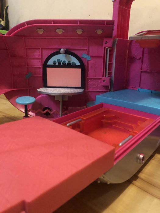 L.O.L. OMG - Парти кемпер 4в1