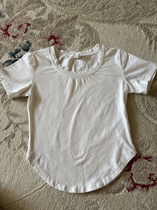 Футболка новый размер 42