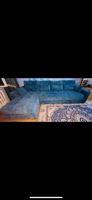 Диван большой, раскладной