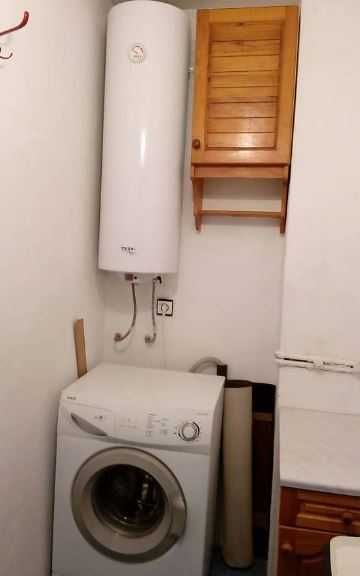 Дава се под наем Двустаен апартамент в Бургас, Славейков - 73 кв.м за 102 € - Снимка #3