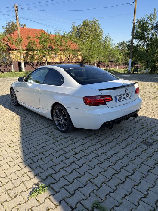BMW 3 Series 2011 — imagine 3