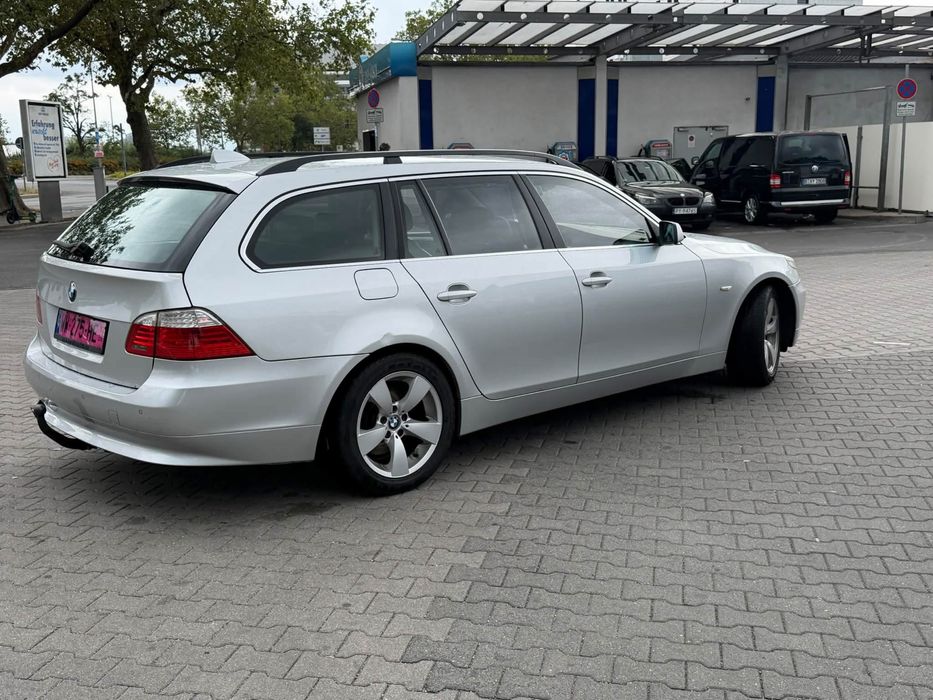 Bmw 530. BMW 530.d anul 2009 acte valabile 4 luni de Franța mașina arată și merge foarte bine