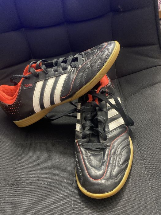 Papuci fotball adidas 11pro
