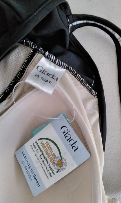 Costum de baie super elegant