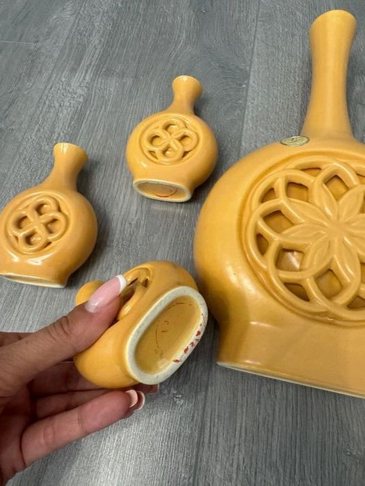 Set de ceramică deosebit, rar, pentru băuturi
