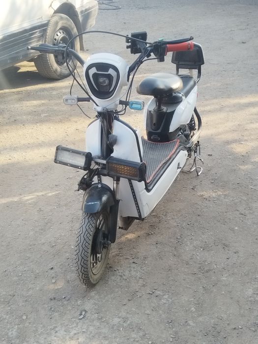 Продам скутер и велосипет