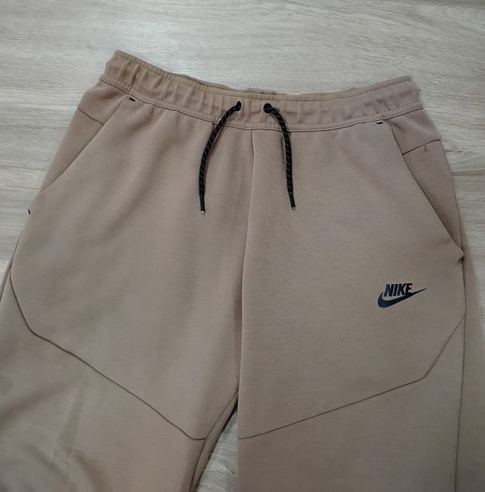 Set Nike Tech Sportswear Beije & Kaki Fleece & Track Pants 100% Legit
