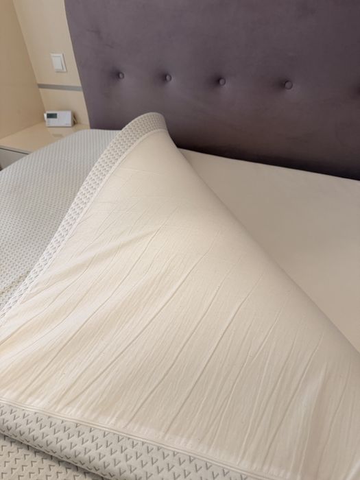 Pat dormitor cu saltea