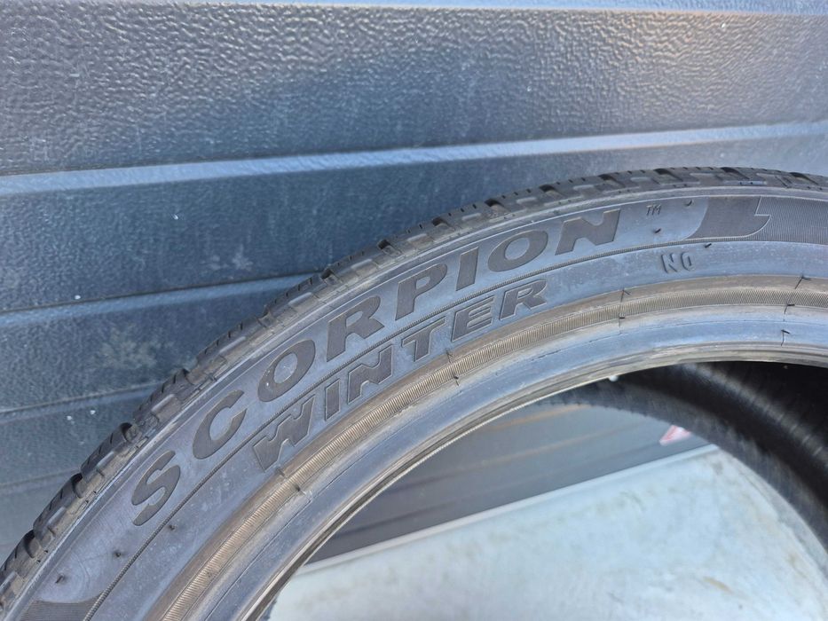 2 Anvelope M+S IARNA - 305/35/21 109V - Pirelli Scorpion Winter NO - CA UNELE NOI - DOT 2019 !