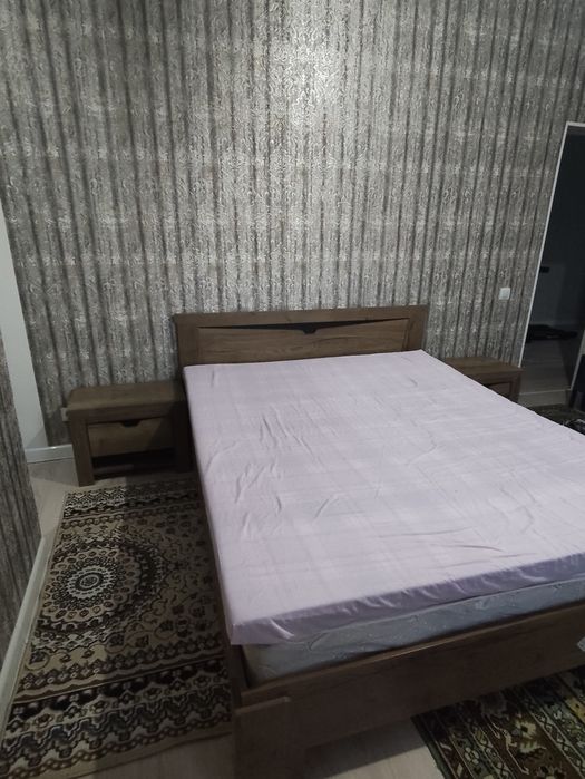 Продается спальный гарнитур